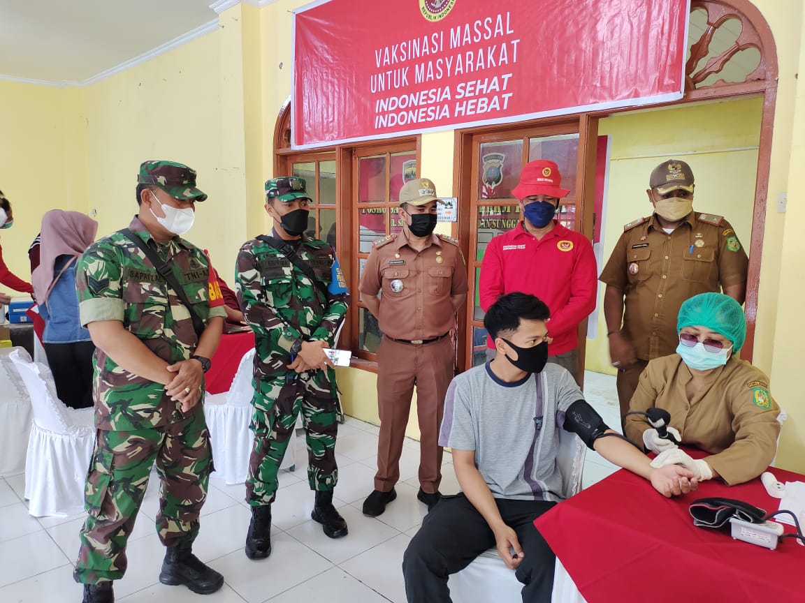 Vaksinasi Massal di Kecamatan Medan Sunggal